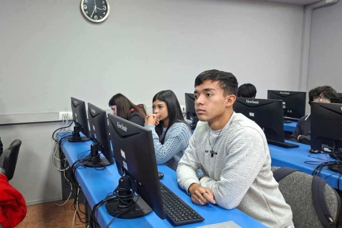 TechTalent USM impulsa formación STEM en estudiantes del Biobío