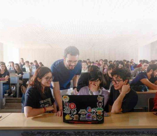 Con Paolo Benanti: la UC lanza Nodo IA para impulsar una inteligencia artificial al servicio de las personas  