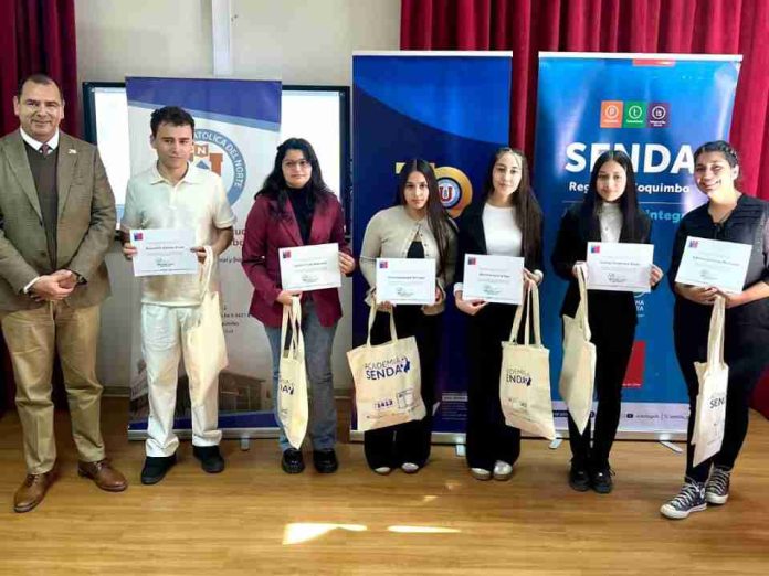 UCN y SENDA certifican a 31 estudiantes como Agentes Preventivos