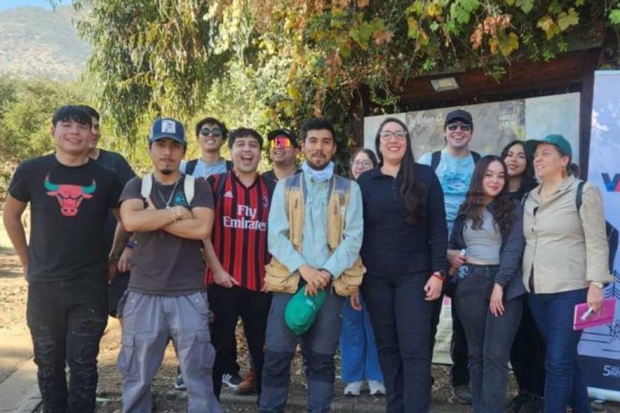 USS y Parque Mahuida impulsan monitoreo ambiental para fortalecer la conservación de la precordillera de Santiago