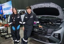 Viajaron desde Puerto Montt para las Olimpiadas Técnicas de Motortec y desafían a los mejores: “Estamos representando a toda una región” Viajaron desde Puerto Montt para las Olimpiadas Técnicas de Motortec y desafían a los mejores: “Estamos representando a toda una región”