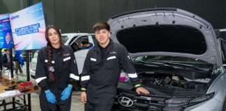 Viajaron desde Puerto Montt para las Olimpiadas Técnicas de Motortec y desafían a los mejores: “Estamos representando a toda una región”