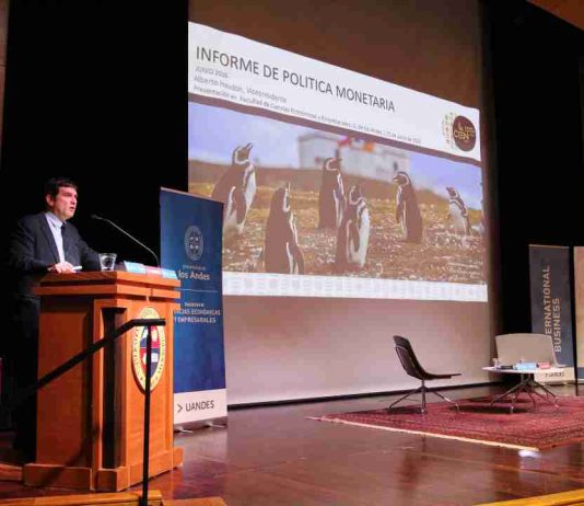 Vicepresidente del Banco Central proyecta mercado del petróleo: “Es probable que nos quedemos con precios algo mayores que los que teníamos previos a la guerra” 