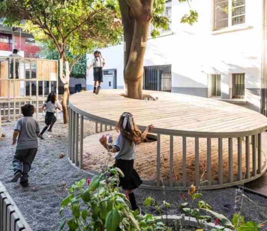 CEAS celebra 35 años con sólidos resultados académicos y más de 8 mil estudiantes en su red educativa. CEAS celebra 35 años con sólidos resultados académicos y más de 8 mil estudiantes en su red educativa.