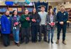 Campaña estudiantil permite llevar más de 350 libros a comunidades educativas de Santiago