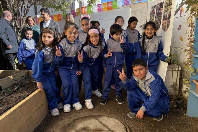 Colegio La Herradura inaugura innovadora “Aula Viva” que fortalecerá el aprendizaje a través de la educación ambiental Colegio La Herradura inaugura innovadora “Aula Viva” que fortalecerá el aprendizaje a través de la educación ambiental