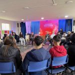 Con freestyle y música nacional fortalecen la creatividad y participación de niños y adolescentes en El Carmen