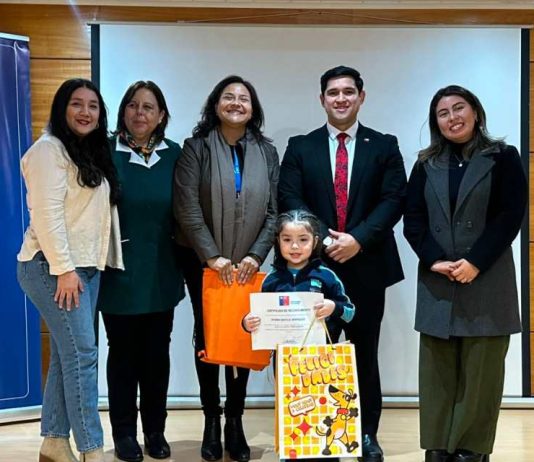 Concurso «Pinta Tu Sonrisa» premió a estudiantes y párvulos destacados de La Araucanía Concurso Pinta Tu Sonrisa premió a estudiantes y párvulos destacados de La Araucanía
