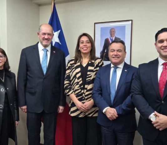 Educación presenta a sus nuevas jefaturas Educación presenta a sus nuevas jefaturas