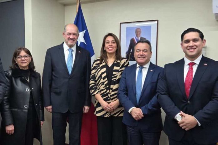 Educación presenta a sus nuevas jefaturas