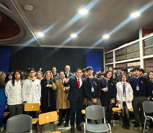 Educación y Salud promovieron un retorno a clases seguro en Angol Educación y Salud promovieron un retorno a clases seguro en Angol