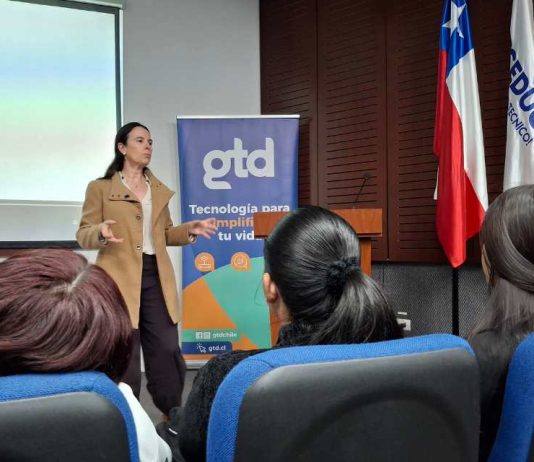 Gtd y Fundación Portas amplían programa Abriendo Futuro STEM a Antofagasta para acompañar a mujeres en carreras científico- tecnológicas Gtd y Fundación Portas amplían programa Abriendo Futuro STEM a Antofagasta para acompañar a mujeres en carreras científico- tecnológicas