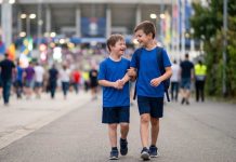 Hermanos de un niño con discapacidad: 7 claves para que no queden en segundo plano o con exceso de responsabilidades Hermanos de un niño con discapacidad: 7 claves para que no queden en segundo plano o con exceso de responsabilidades
