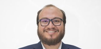 Columna de opinión | Dignidad de datos: el trabajo invisible detrás de la inteligencia artificial Jorge Serrano Académico investigador Facultad de Ingeniería y Negocios Universidad de Las Américas