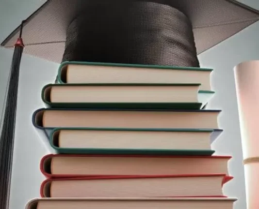 La mala educación (sobre la masificación de los títulos universitarios). Por Álvaro Vergara La mala educación (sobre la masificación de los títulos universitarios). Por Álvaro Vergara