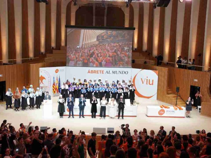 Más de 4.600 latinoamericanos se gradúan en la mayor promoción de la historia de VIU