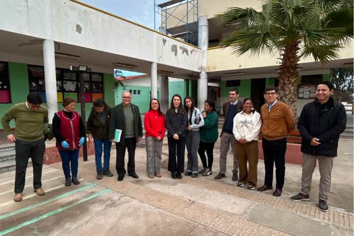 Ministra Arzola en Coquimbo: “Necesitamos volver a la normalidad, obviamente de manera gradual, mirando que los colegios efectivamente estén en condiciones” Ministra Arzola en Coquimbo: “Necesitamos volver a la normalidad, obviamente de manera gradual, mirando que los colegios efectivamente estén en condiciones”