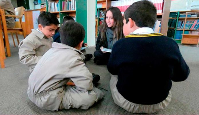 Movilidad social: cuando la educación transforma una vida… y luego una comunidad Movilidad social: cuando la educación transforma una vida… y luego una comunidad