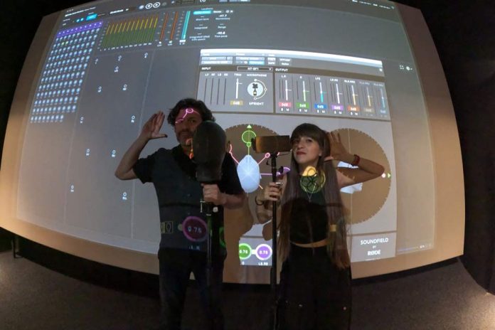 Reportaje | Nace la primera Escuela Mujeres Tecno-Creativas de Chile para formar en nuevas tecnologías aplicadas a las artes