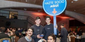 Noche Nocedal: Cuando la educación logra reunir a quienes quieren cambiar el futuro de Chile Noche Nocedal: Cuando la educación logra reunir a quienes quieren cambiar el futuro de Chile