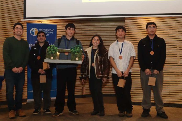 Pitrufquén inspira soluciones de ingeniería desarrolladas por estudiantes UCT Pitrufquén inspira soluciones de ingeniería desarrolladas por estudiantes UCT