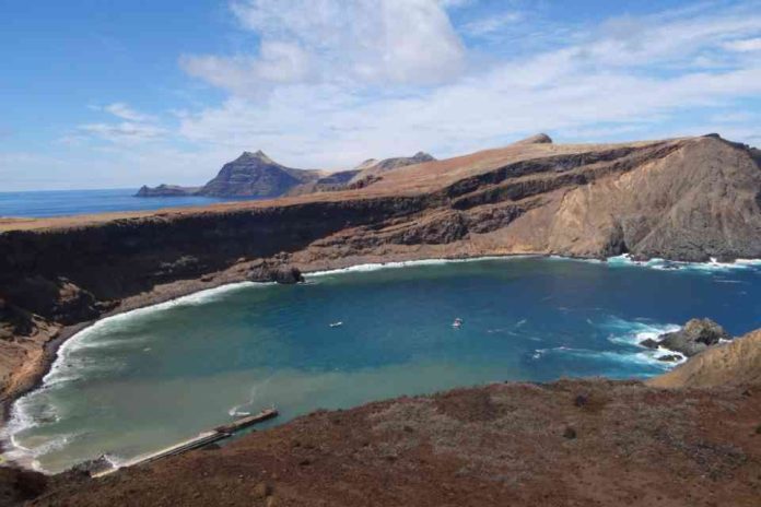Los volcanes ocultos del Pacífico: la investigación chilena que busca entender el interior de la Tierra Los volcanes ocultos del Pacífico: la investigación chilena que busca entender el interior de la Tierra