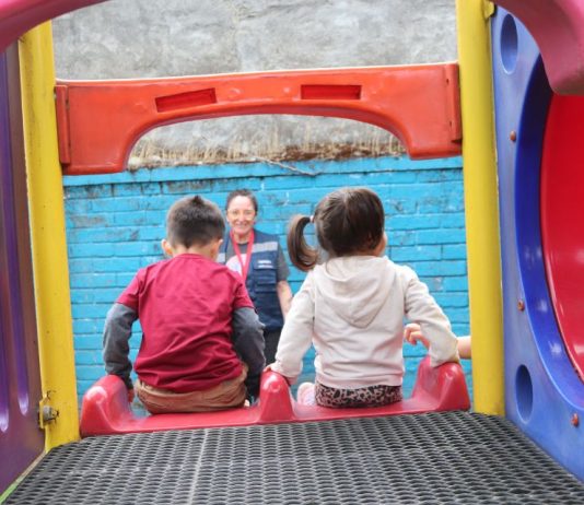 ¿Cómo apoyar a niños y niñas durante una emergencia? Consejos de Fundación Integra ¿Cómo apoyar a niños y niñas durante una emergencia? Consejos de Fundación Integra