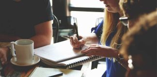 ¿Cómo los agentes de IA aceleran la competitividad de las empresas familiares? ¿Cómo los agentes de IA aceleran la competitividad de las empresas familiares?