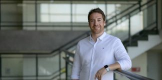“AI persona” de Spotify y la transparencia en la creación “AI persona” de Spotify y la transparencia en la creación