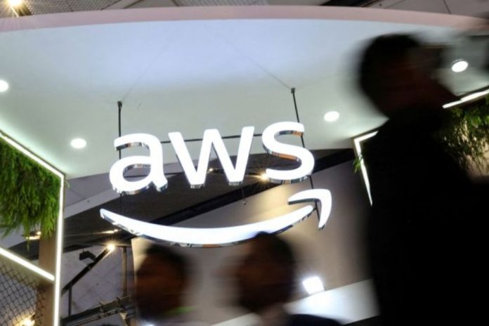 AWS ofrece a estudiantes recursos de capacitación en la nube e IA por más de USD 500 millones AWS ofrece a estudiantes recursos de capacitación en la nube e IA por más de USD 500 millones
