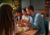Adultos disponibles, el antídoto que no cabe en una app Adultos disponibles, el antídoto que no cabe en una app