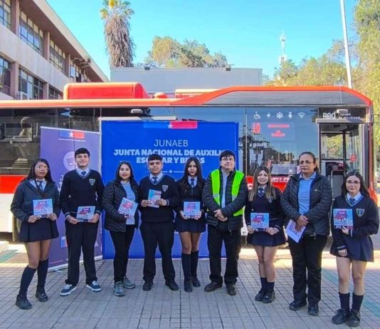Atacama | Autoridades de Atacama impulsan campaña “Súbete al Buen Trato” para promover el respeto entre estudiantes y conductores del transporte público Atacama | Autoridades de Atacama impulsan campaña “Súbete al Buen Trato” para promover el respeto entre estudiantes y conductores del transporte público