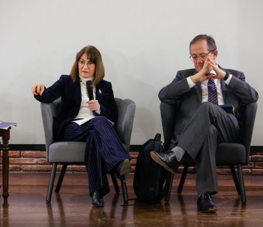 Autoridades del sistema de educación superior se reunieron en la UAH para evaluar efectos y proyecciones de la gratuidad Autoridades del sistema de educación superior se reunieron en la UAH para evaluar efectos y proyecciones de la gratuidad