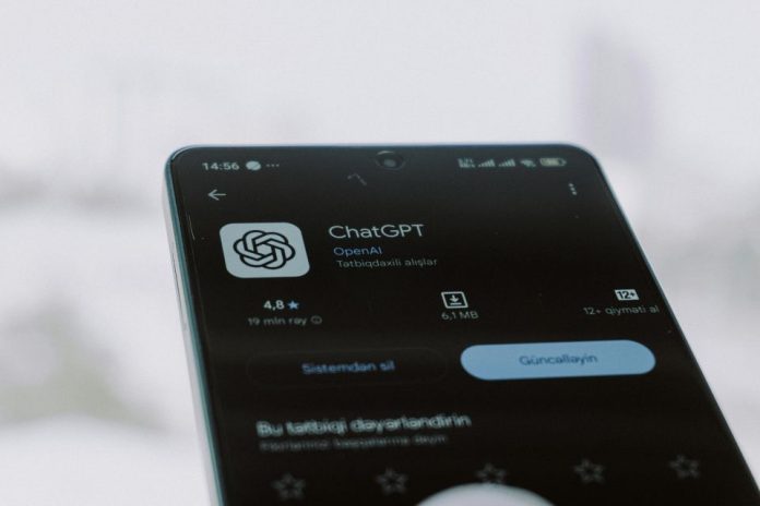 ChatGPT for Teens el desafío de hacer la IA más segura para los adolescentes ChatGPT for Teens: el desafío de hacer la IA más segura para los adolescentes