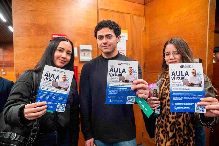 DEDECON PRESENTA AULA VIRTUAL DE EDUCACIÓN TRIBUTARIA A ESTUDIANTES DE DUOC UC