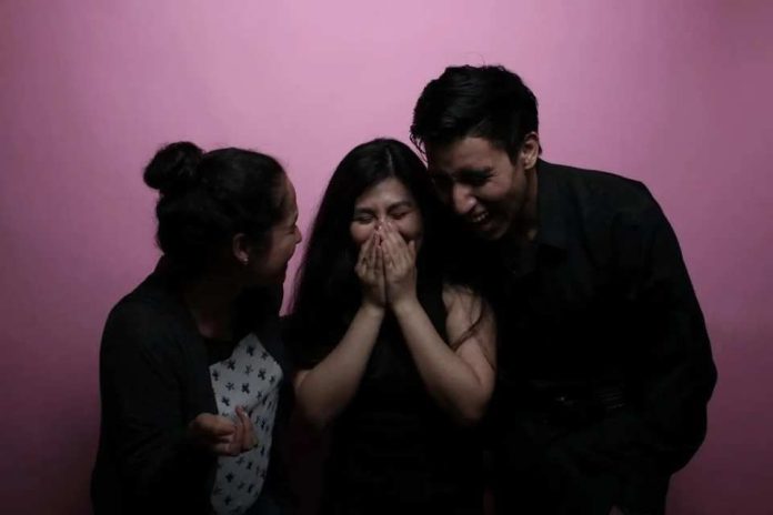Del “Ghostear” al “Spoilear”: Las palabras en inglés que los chilenos están haciendo suyas