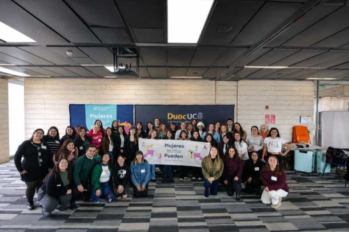 Encuentro de Mujeres STEM entregó herramientas para fortalecer su inserción laboral (1) Encuentro de Mujeres STEM entregó herramientas para fortalecer su inserción laboral (1)