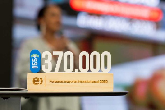 Entel habilita ecosistema de colaboración para digitalizar a 370 mil personas mayores de aquí al 2030