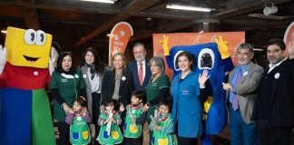 Fundación Integra inicia el Mes de la Niñez con voces de niños y niñas en las 143 estaciones de Metro de Santiago Fundación Integra inicia el Mes de la Niñez con voces de niños y niñas en las 143 estaciones de Metro de Santiago