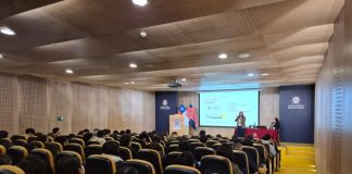 Futuros abogados de la Región de Valparaíso enfrentan los dilemas del ejercicio profesional en taller de ética Futuros abogados de la Región de Valparaíso enfrentan los dilemas del ejercicio profesional en taller de ética