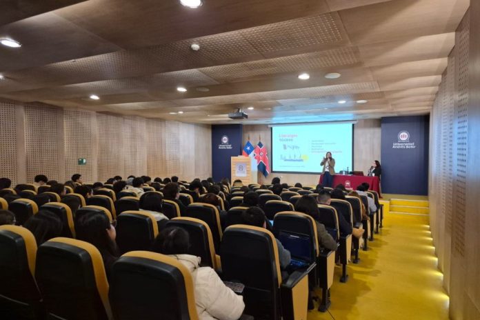 Futuros abogados de la Región de Valparaíso enfrentan los dilemas del ejercicio profesional en taller de ética Futuros abogados de la Región de Valparaíso enfrentan los dilemas del ejercicio profesional en taller de ética