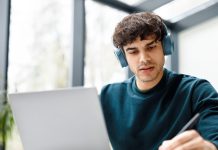 Matrícula 2026 de educación superior online se consolida en Chile impulsada por estudiantes mayores de 35 años