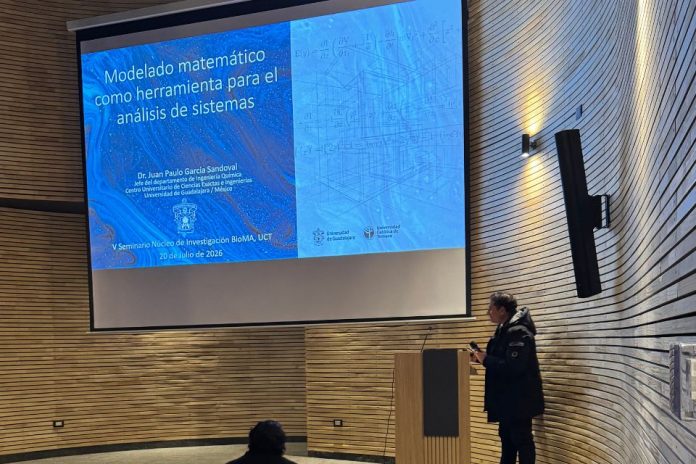 Modelación matemática y simulación fue la línea que abordó el V Seminario del Núcleo de Investigación Bio-Ma Modelación matemática y simulación fue la línea que abordó el V Seminario del Núcleo de Investigación Bio-Ma