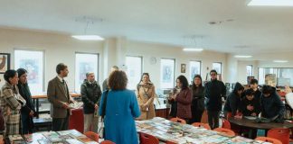 Programa Ilumina de CGE realiza aporte de libros a Colegio PuenteMaipo en Puente Alto