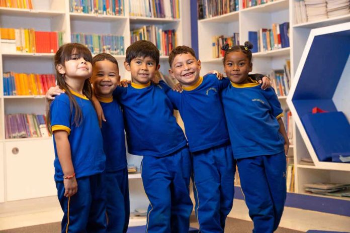 Red de colegios CEAS habilitó puntos de apoyo para el proceso de postulación al Sistema de Admisión Escolar 2027 Red de colegios CEAS habilitó puntos de apoyo para el proceso de postulación al Sistema de Admisión Escolar 2027