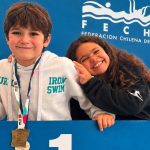 Tiene 8 años, lo subieron a competir con niños de hasta 11 y salió campeón nacional de clavados: ganó con un mortal y medio Tiene 8 años, lo subieron a competir con niños de hasta 11 y salió campeón nacional de clavados ganó con un mortal y medio