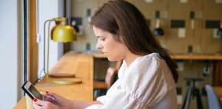 Los adolescentes chilenos encabezan el uso de redes sociales entre los países de la OCDE Los adolescentes chilenos encabezan el uso de redes sociales entre los países de la OCDE