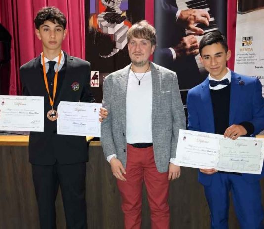 Academia de Artes Musicales UCT suma nuevo reconocimiento en Concurso Nacional de Piano Academia de Artes Musicales UCT suma nuevo reconocimiento en Concurso Nacional de Piano
