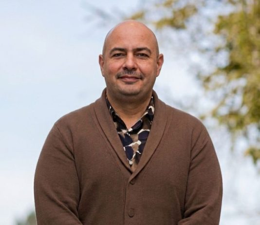 Académico investigador de Kinesiología UST participa como coautor de estudio publicado en una de las revistas de mayor impacto mundial en Educación