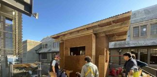 Arquitectura USM impulsa construcción sustentable y levanta refugio para estudiantes con técnica ancestral